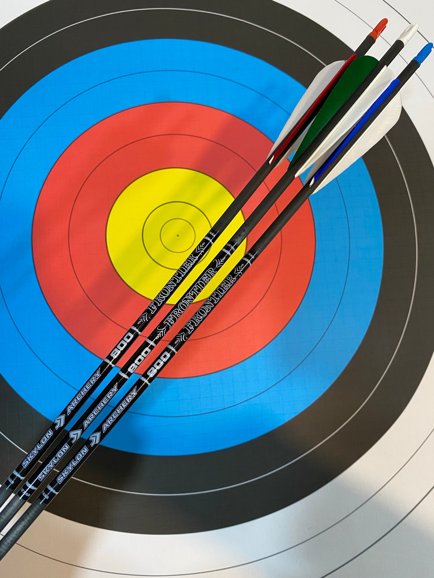 CARBON FRONTIER ARROWS FEATHER- 700 (One Piece) أسهم فرونتير الكربونية