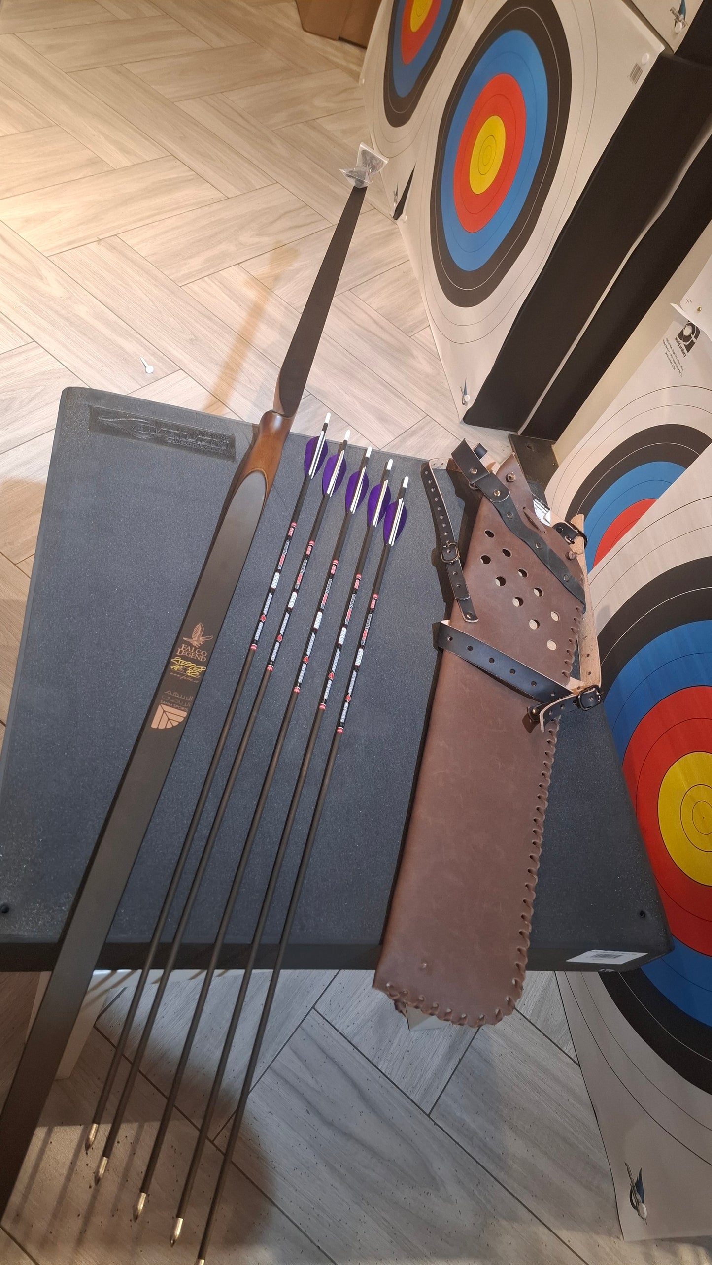 Falco Legend Longbow package باقة قوس لجند من فالكو