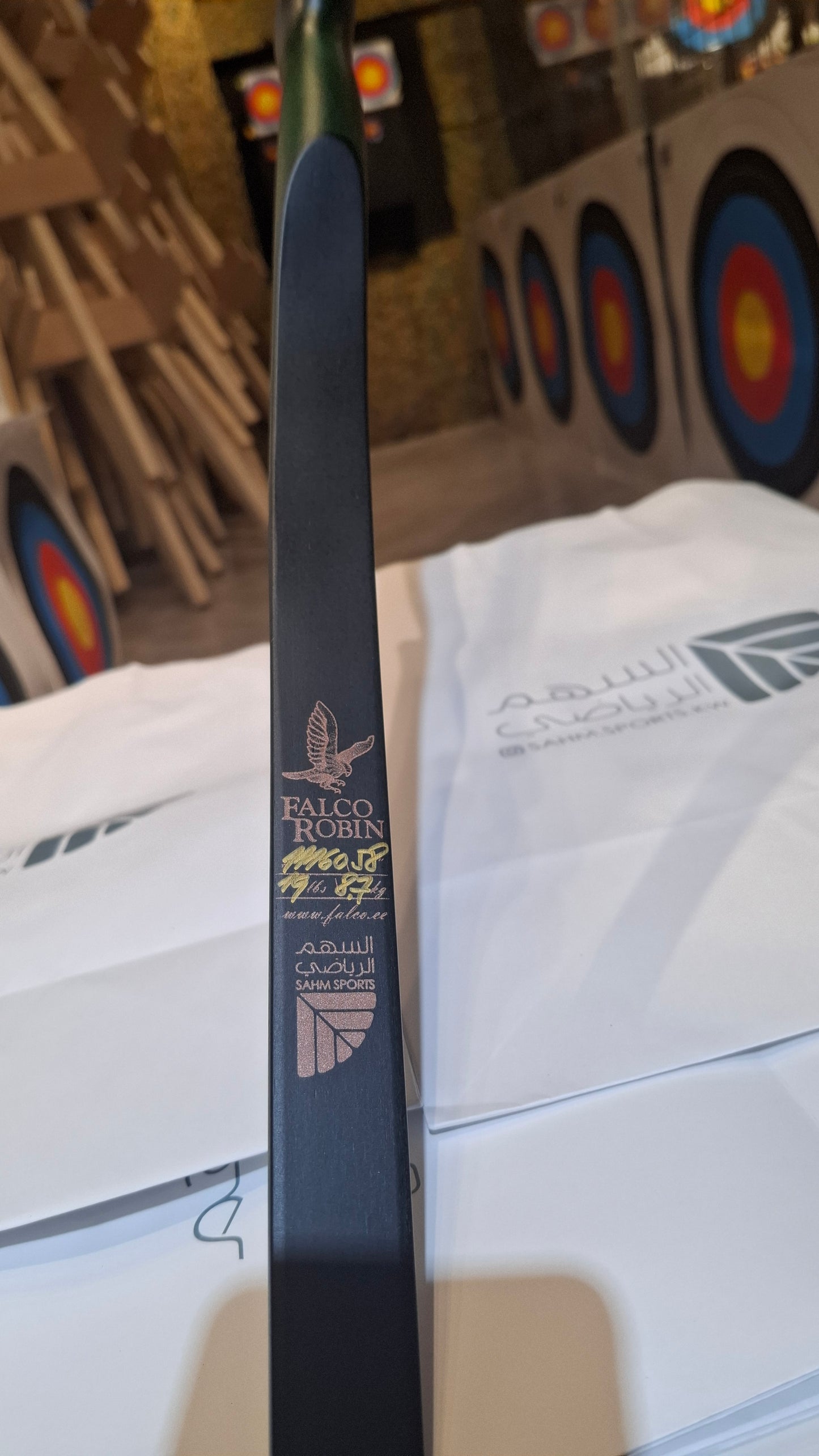 Falco Robin - Colorwood Olive Green