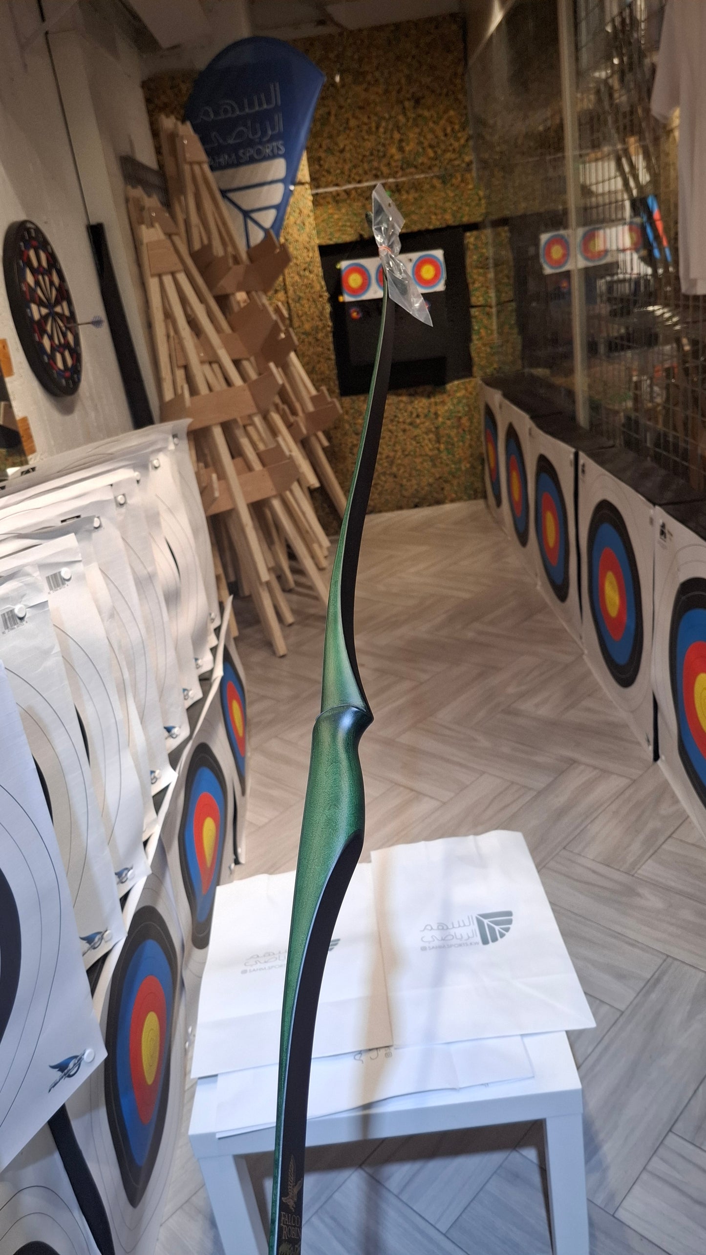 Falco Robin - Colorwood Olive Green