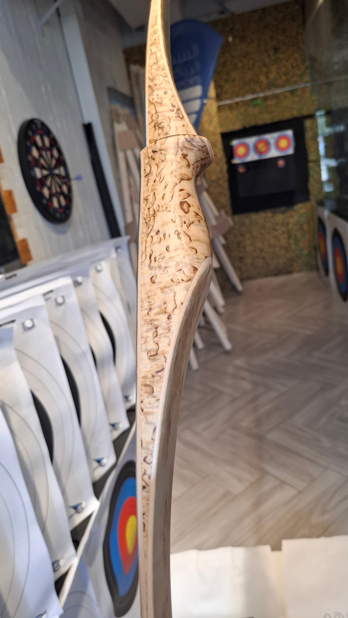 Falco Trophy Longbow (Curly Birch w/blue flame overlay)