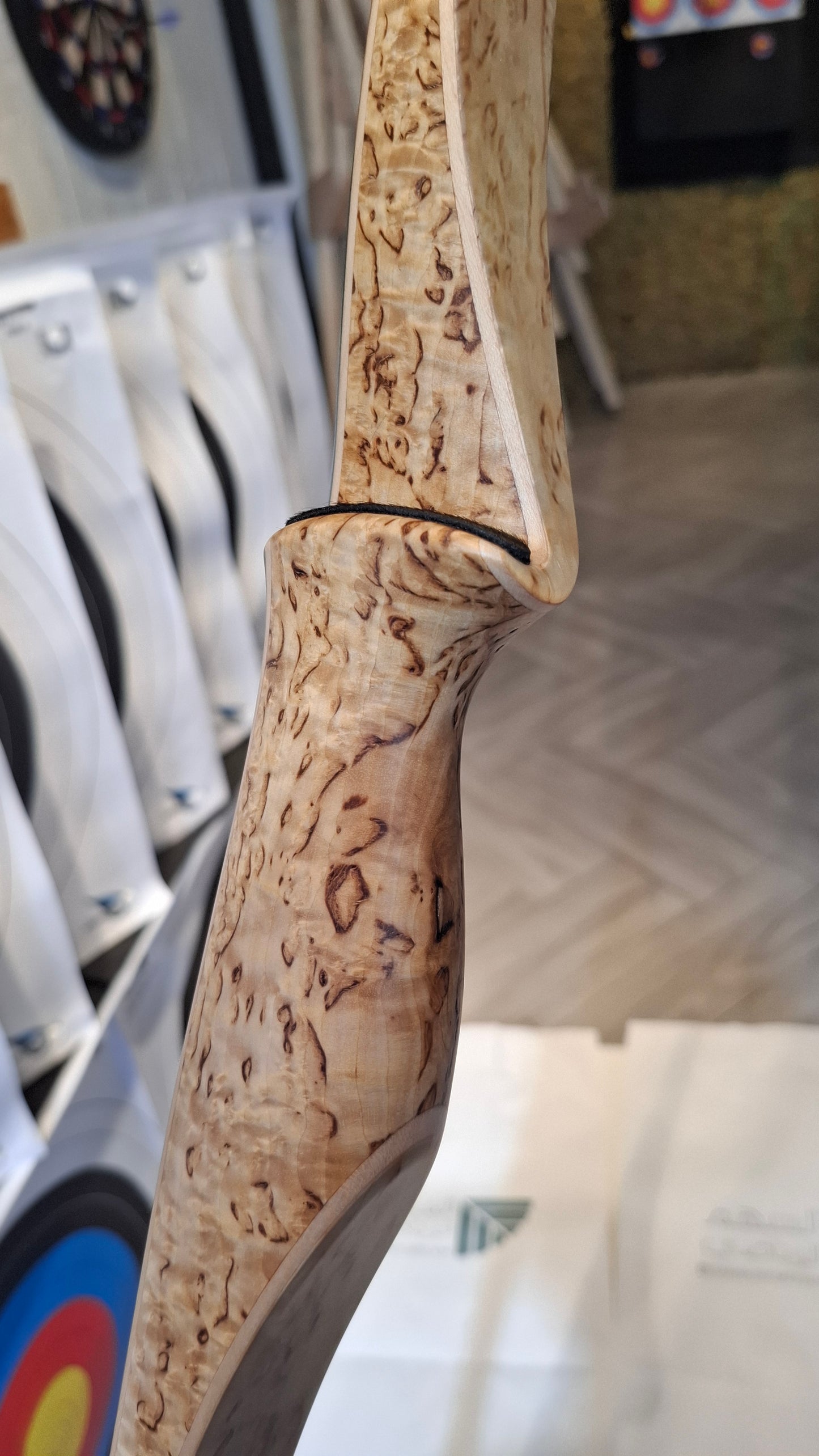 Falco Trophy Longbow (Curly Birch w/blue flame overlay)