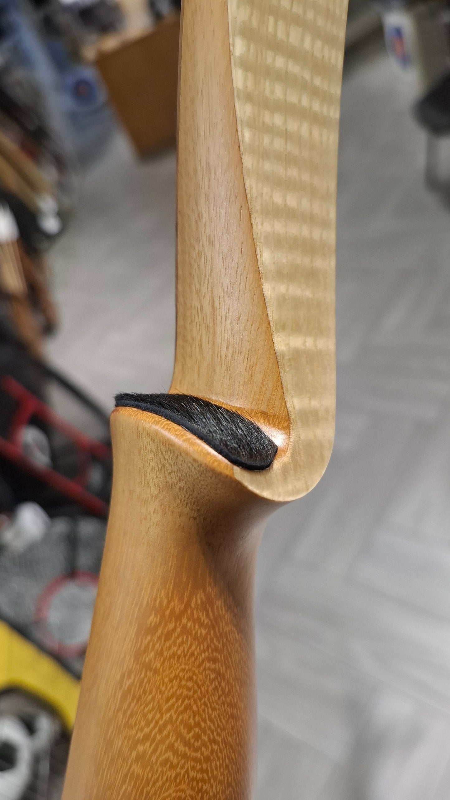 Falco Storm Longbow (Yellow heart w/ olive ash)