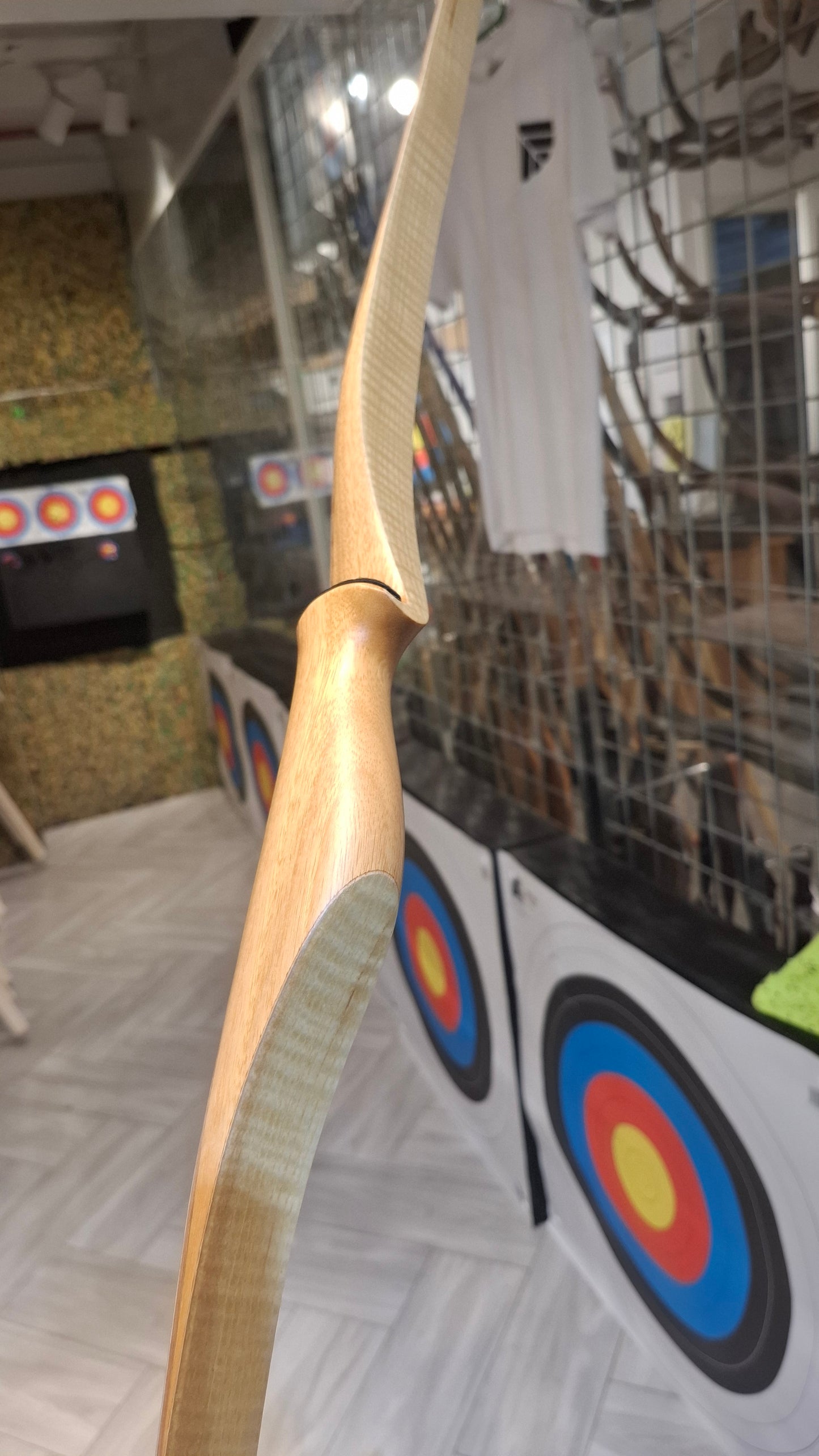 Falco Storm Longbow (Yellow heart w/ olive ash)