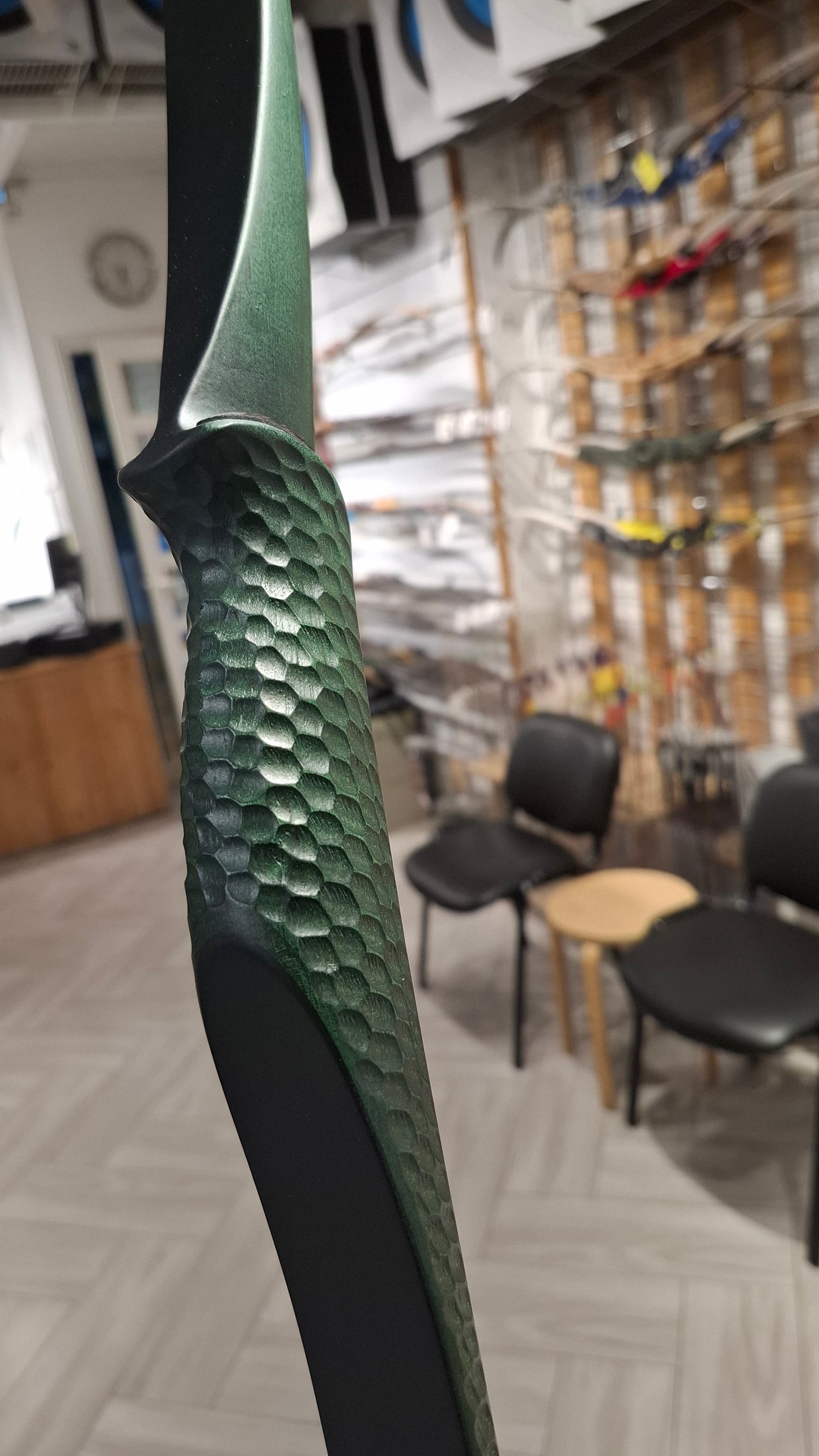 Falco Twin Longbow (Forest green fish scale cut)