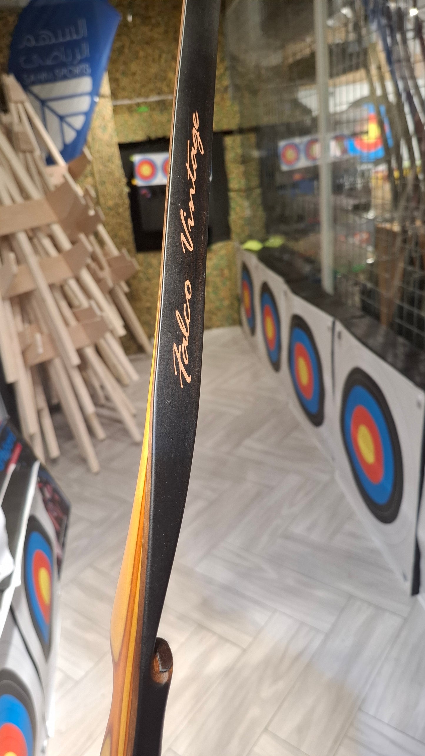 Falco Robin - Colorwood Yellow + Orange