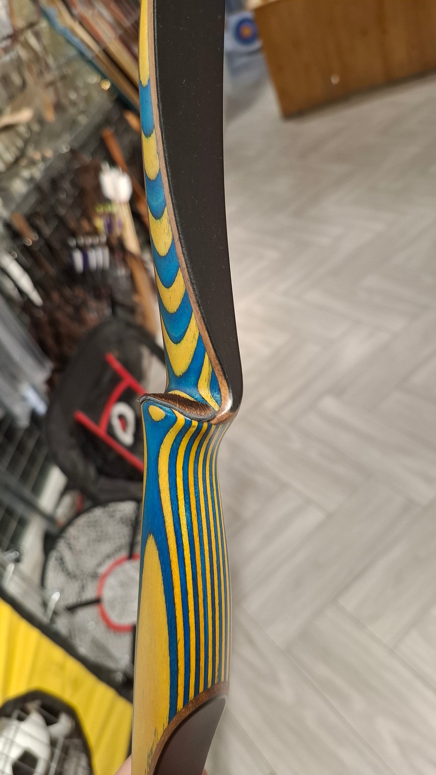 Falco Robin - Colorwood Yellow + Blue