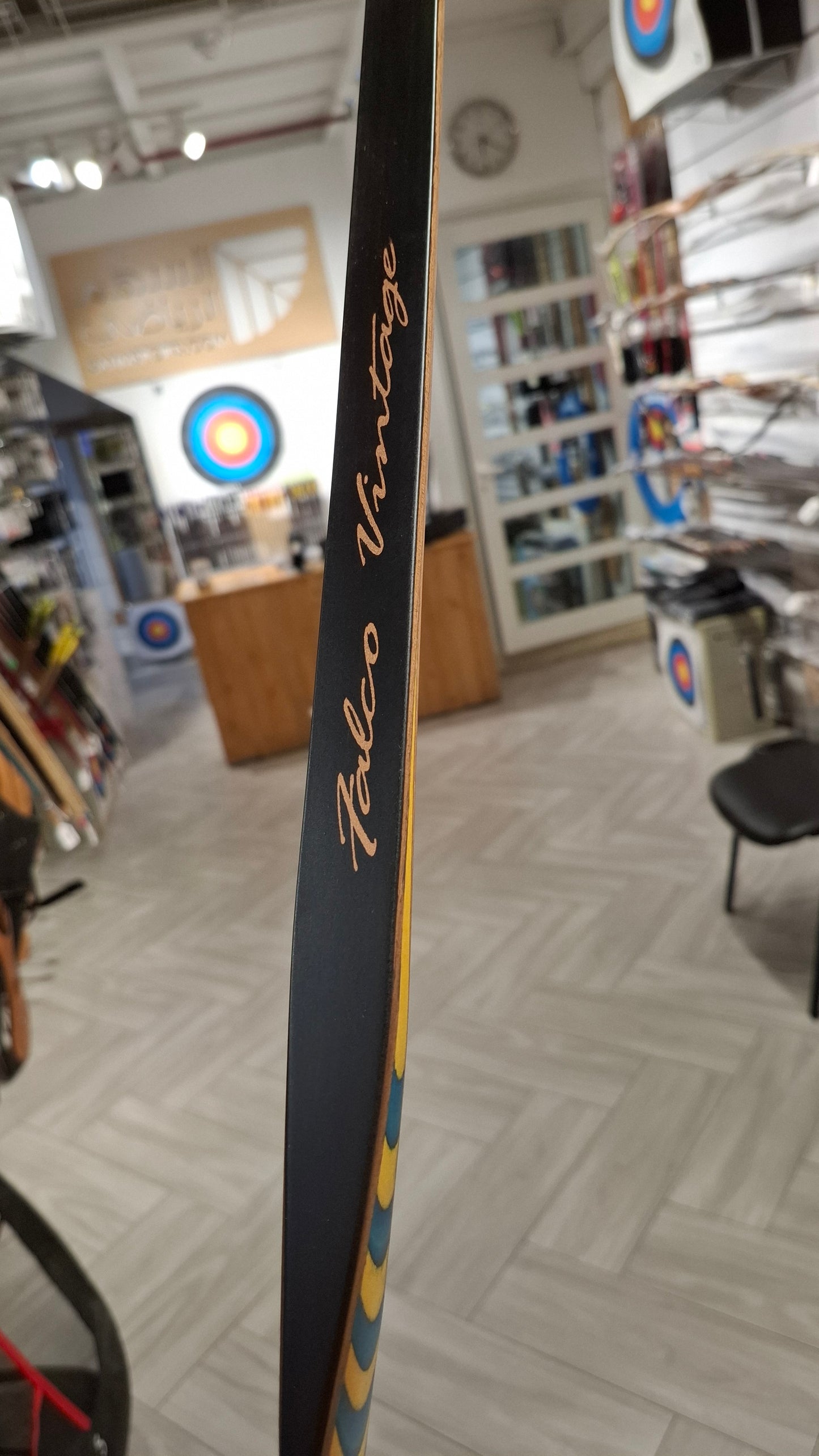 Falco Robin - Colorwood Yellow + Blue