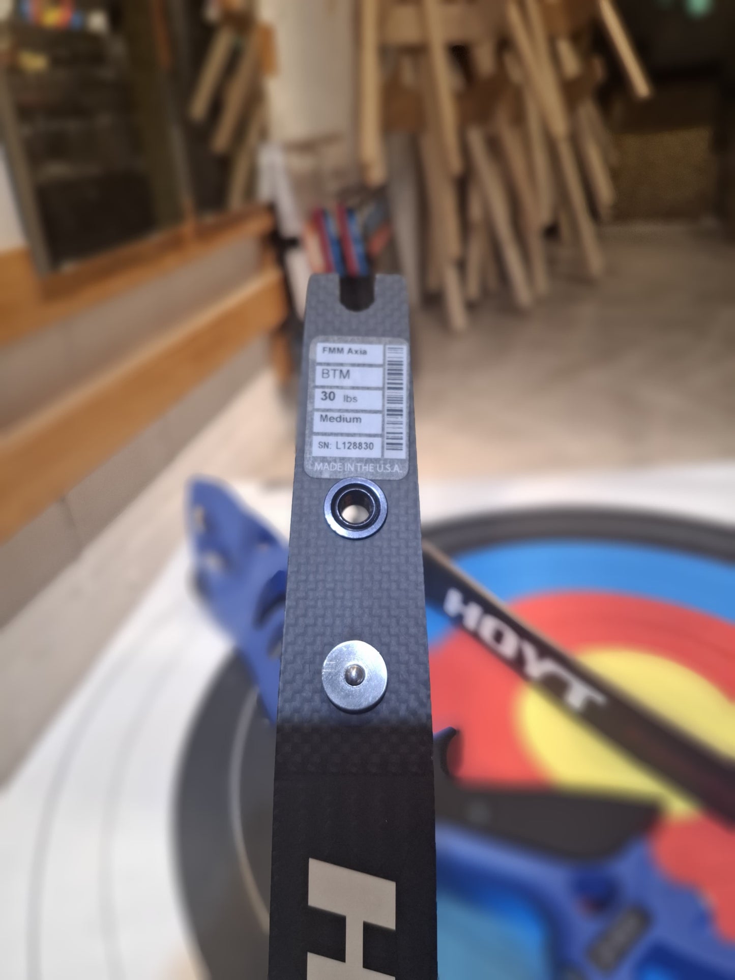 Hoyt XD Riser + Carbon Axia Limbs Bow