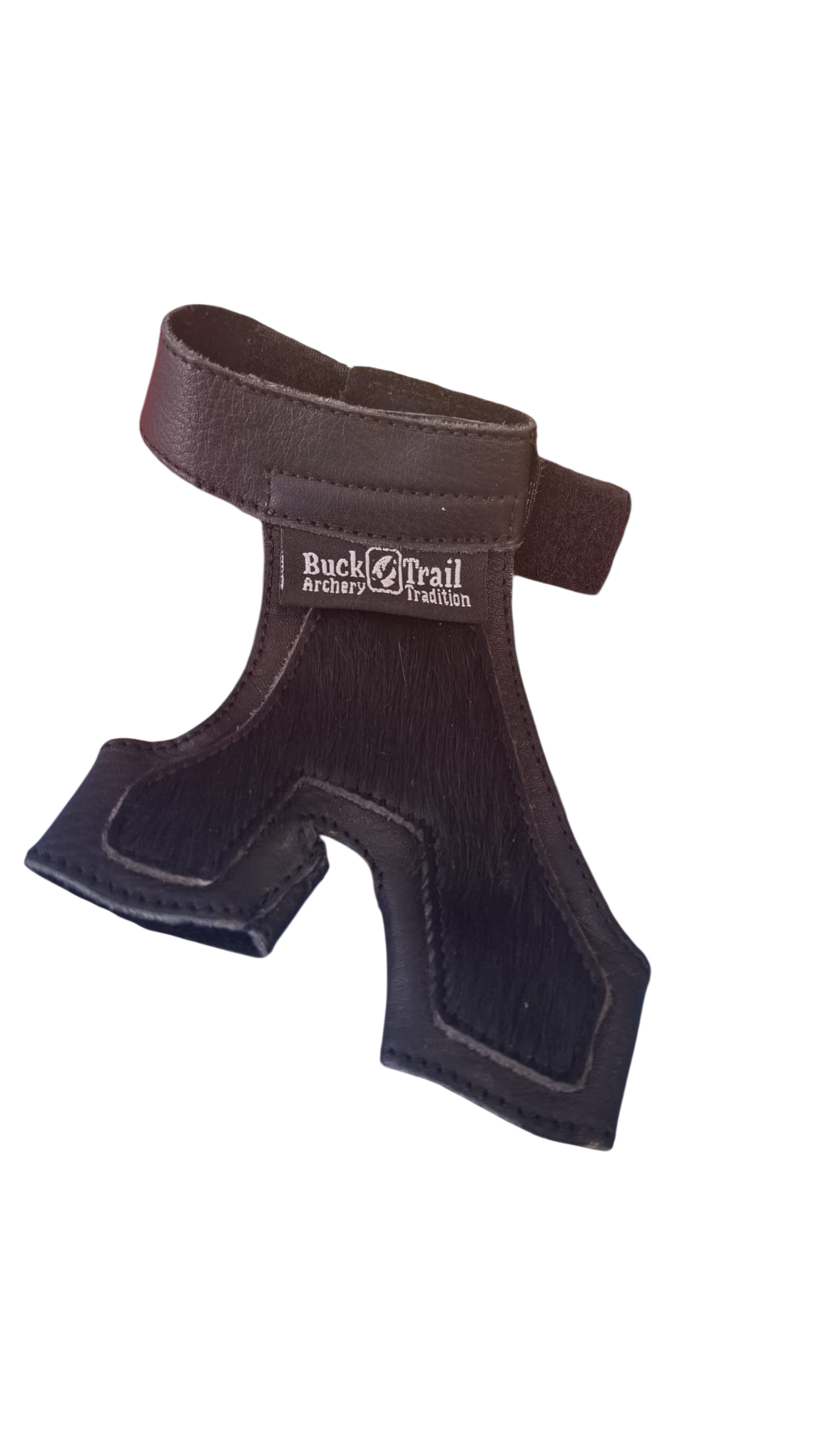 BOW HAND PROTECTION CALF HAIR  حامي اليد القابضة للقوس