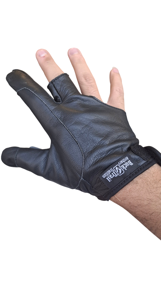SHOOTING GLOVES FOR HORSE BOW TAWNY LEATHER RH   حامي الابهام والسبابة